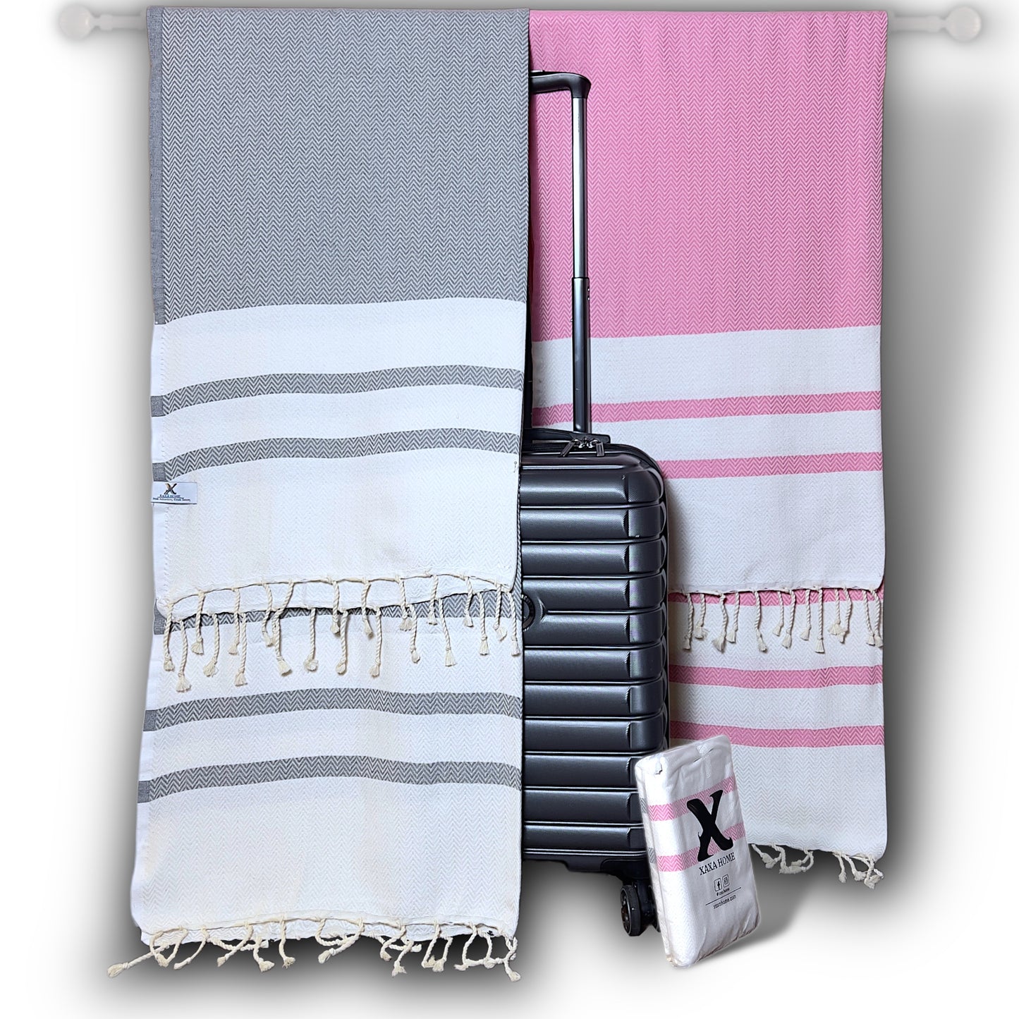 Set of 2 Cotton Towels – Soft & Quick-Dry Chevron Weave in Baby Pink + Silver Gray – Ideal for Beach, Bath, or Travel