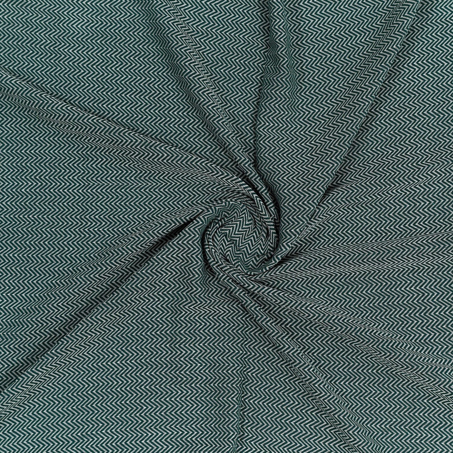 Pine Green Chevron Turkish Cotton Towel β Soft, Quick-Dry, Versatile & Eco-Friendly