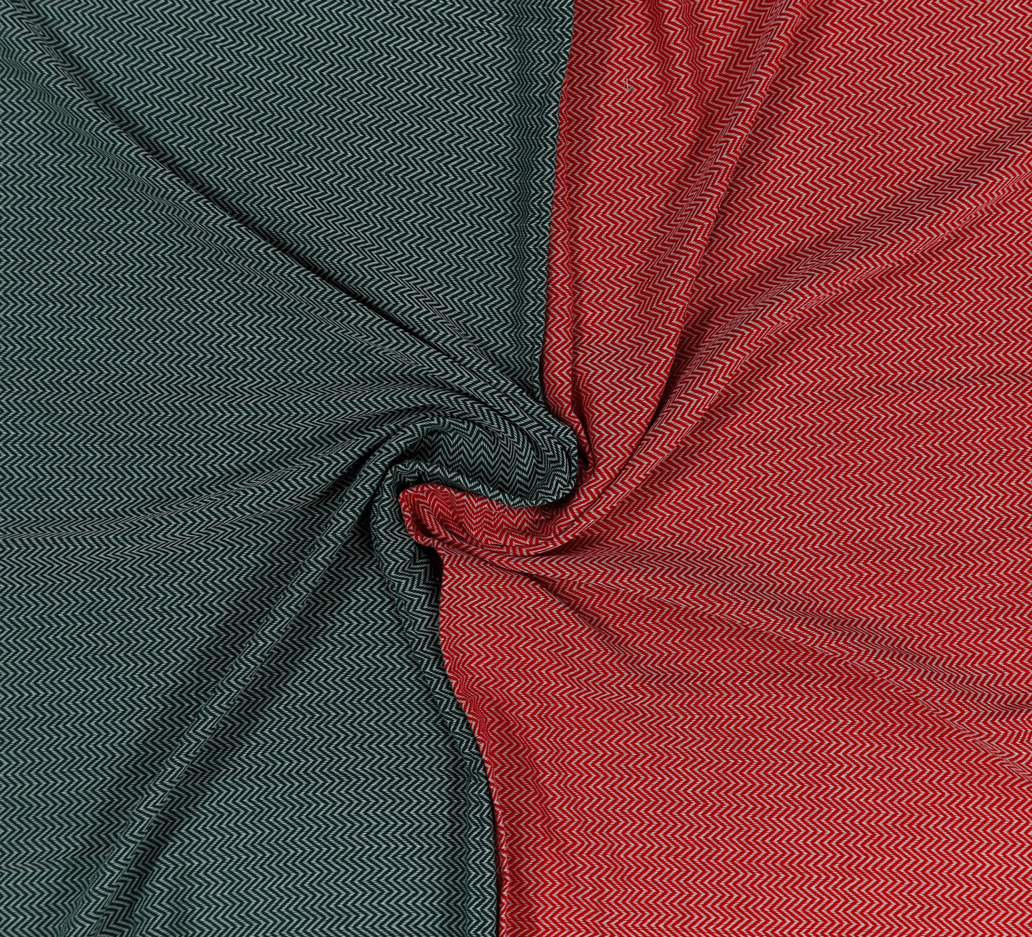 Bright Red & Pine Green Cotton Towels – Quick Dry, Lightweight & Compact – Ideal for Travel, Beach, Bath & More (Set of 2, 39" x 71")