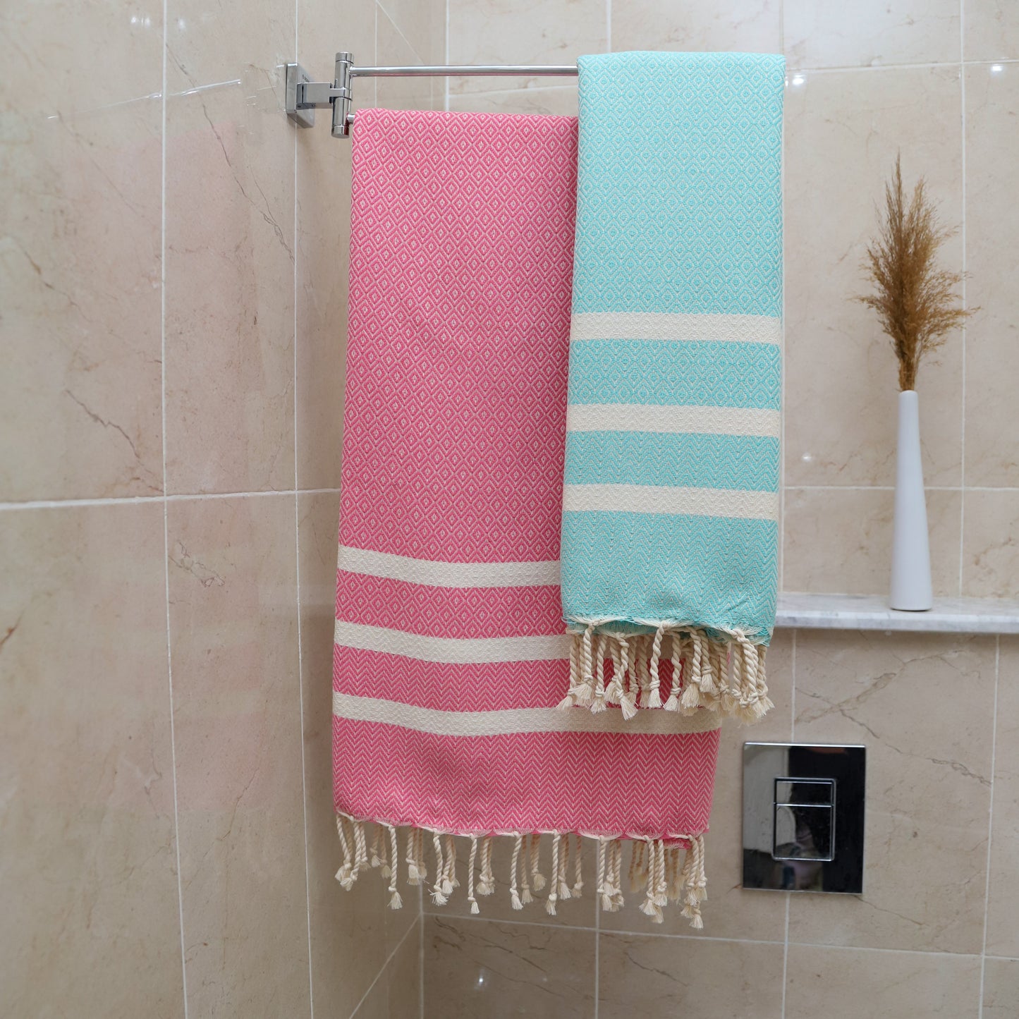 Exclusive Diavron 2-Pack Cotton Towels – Mint Green & Candy Pink | Quick-Dry, Lightweight & Stylish for Travel, Beach, Bath & More (39" x 71")