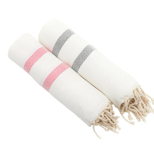Set of 2 Cotton Towels – Soft & Quick-Dry Chevron Weave in Baby Pink + Silver Gray – Ideal for Beach, Bath, or Travel