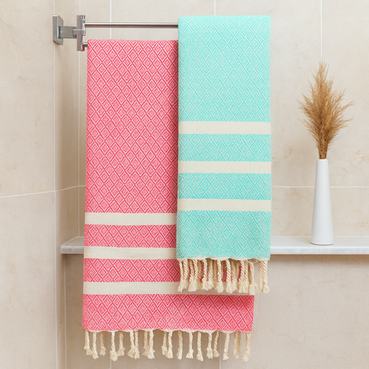 Exclusive Diavron 2-Pack Cotton Towels – Mint Green & Candy Pink | Quick-Dry, Lightweight & Stylish for Travel, Beach, Bath & More (39" x 71")